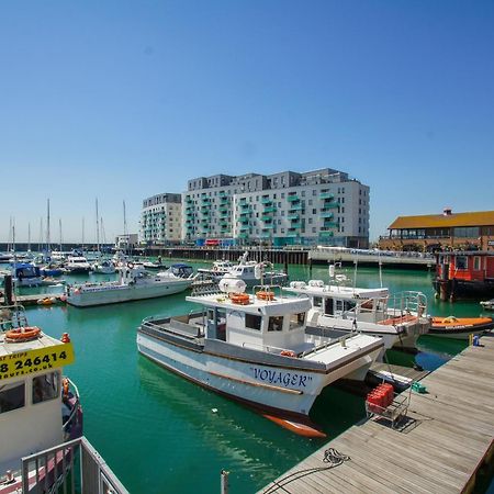 Orion Marina Sea View - Parking - By Brighton Holiday Lets Bagian luar foto