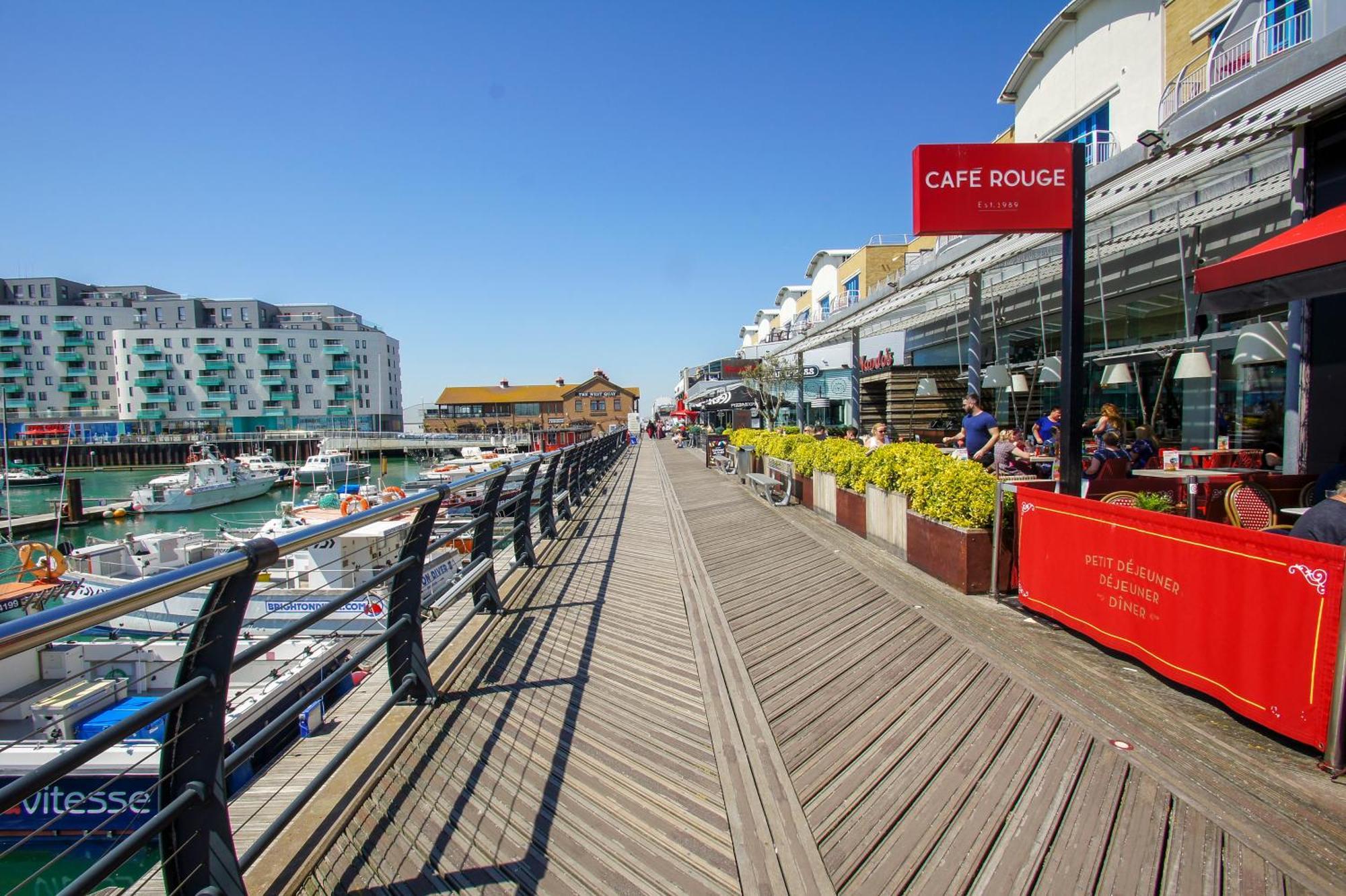 Orion Marina Sea View - Parking - By Brighton Holiday Lets Bagian luar foto